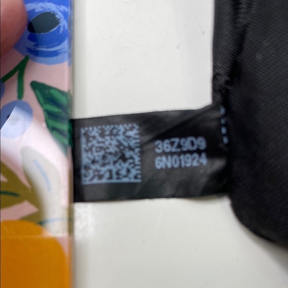 Michael Kors Ginny Medium Messenger Crossbody‎ MK Signature Bag 30H6TGNM2V Black - Picture 9 of 16